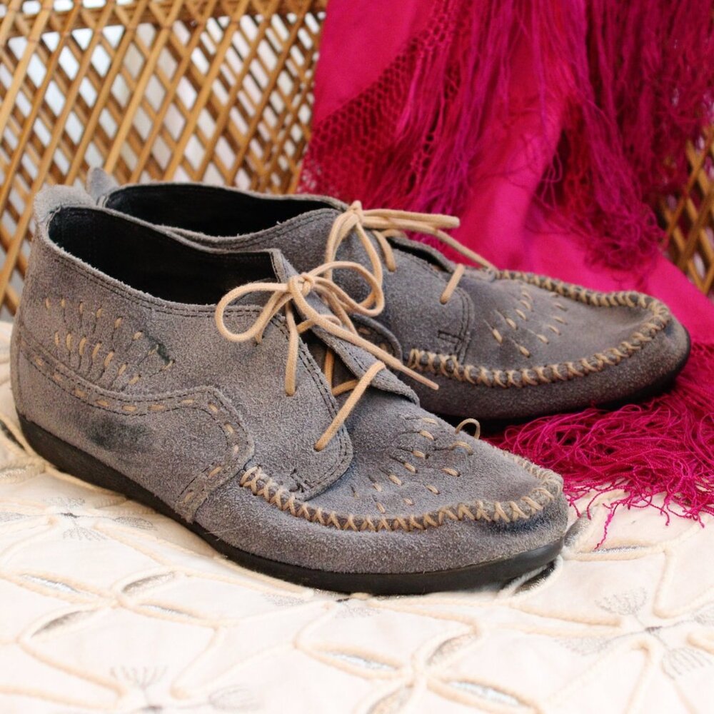 Vintage 1990s dusty blue suede leather Minnetonka bootie high top moccasin boots